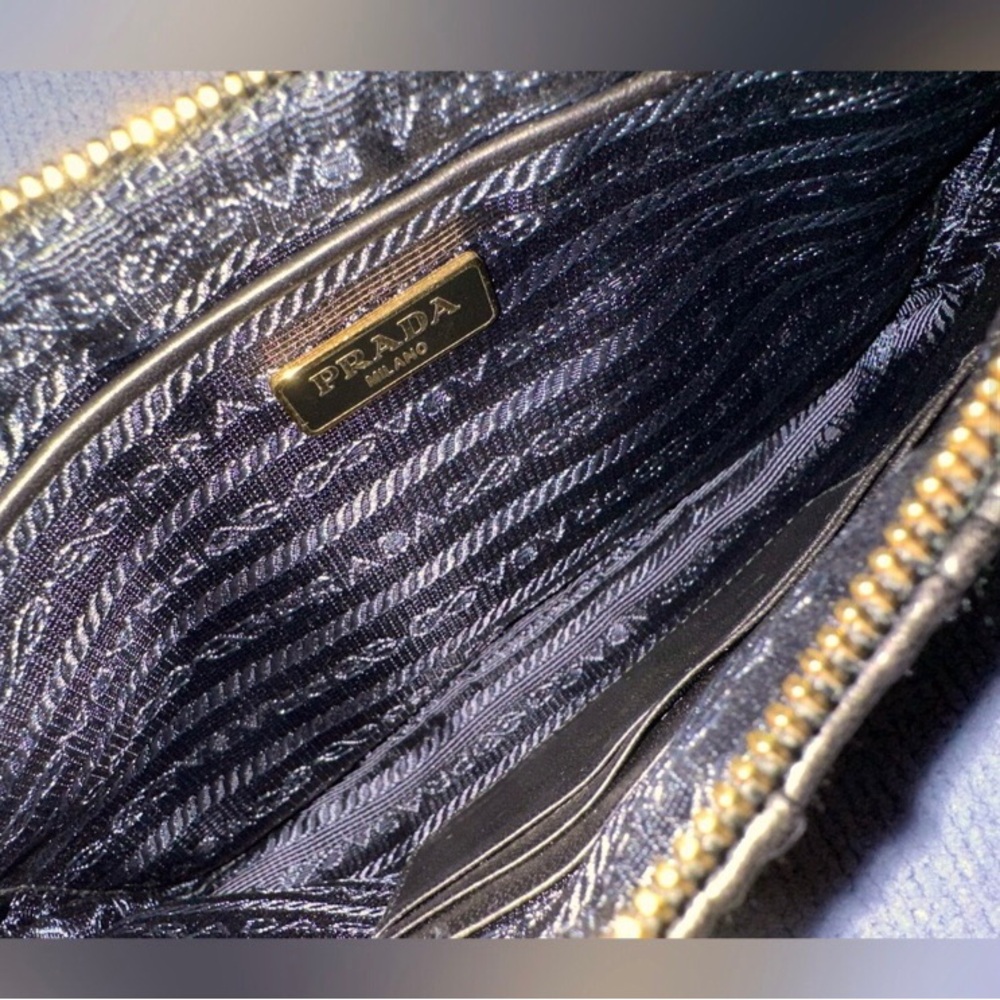 👜SOLD👛PRADA Authentic Nappa Black Leather Wristlet - Picture 5 of 5